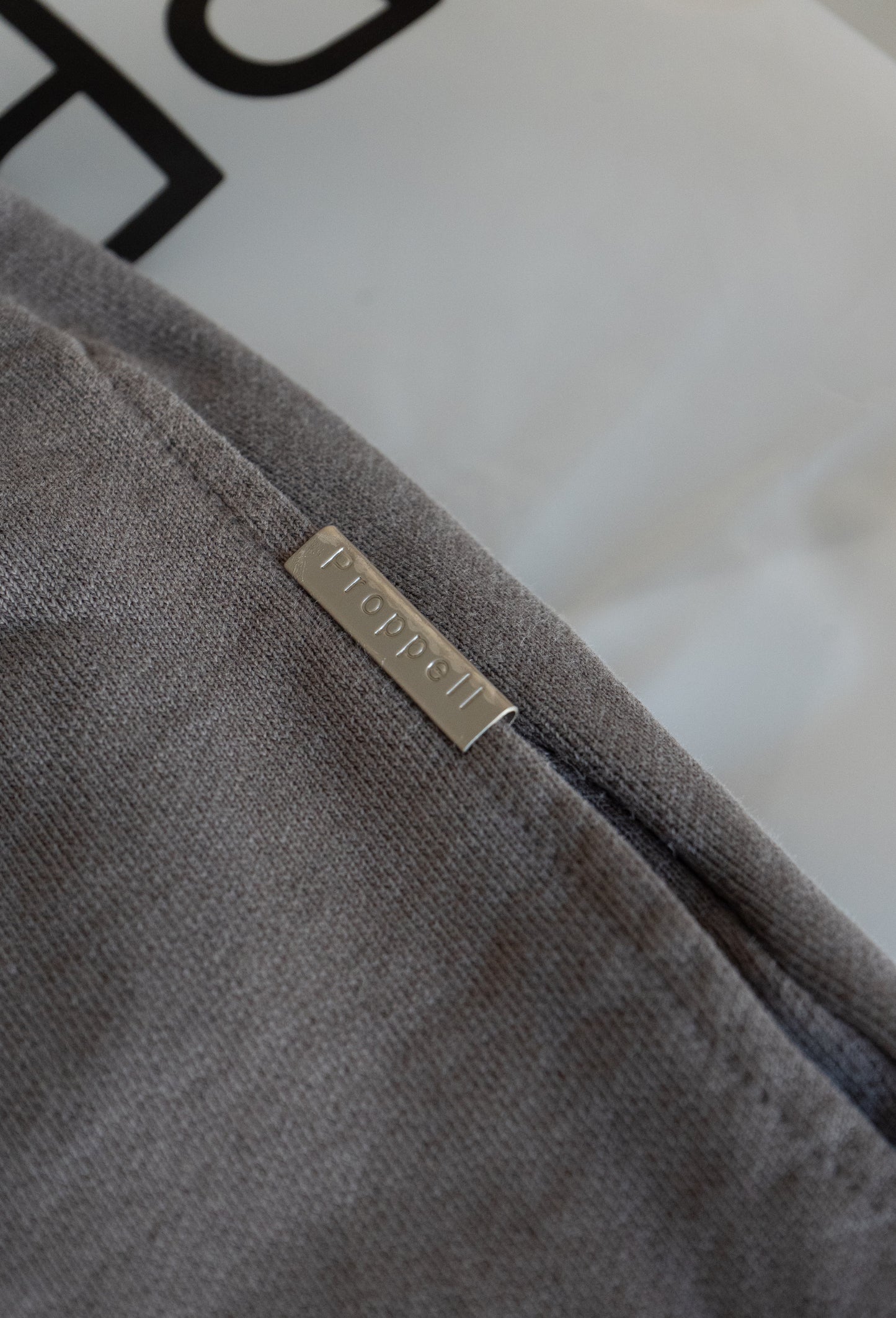 Relaxed Shorts in Pigment Gray