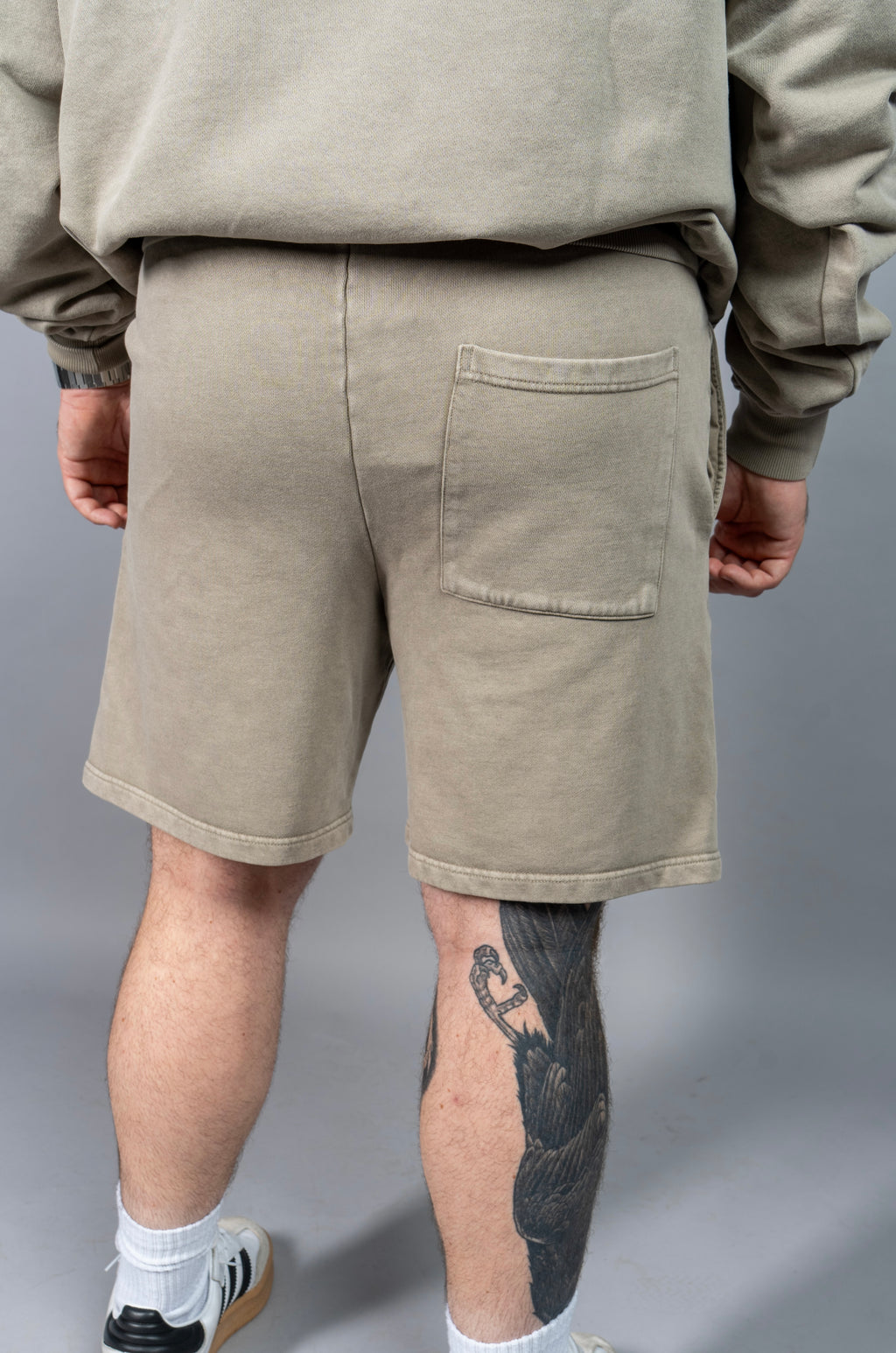 Relaxed Shorts in Vintage Stone