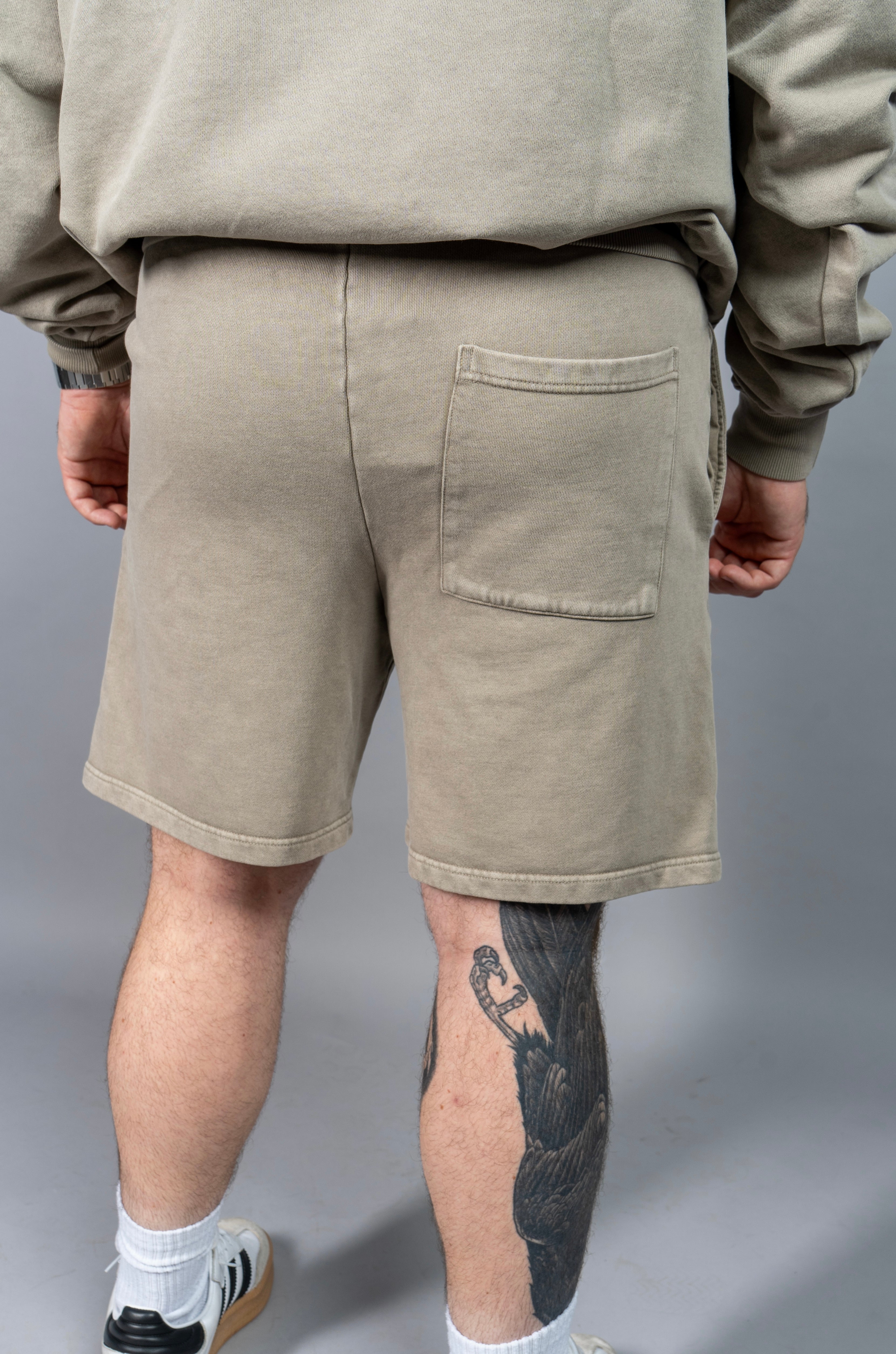 Relaxed Shorts in Vintage Stone