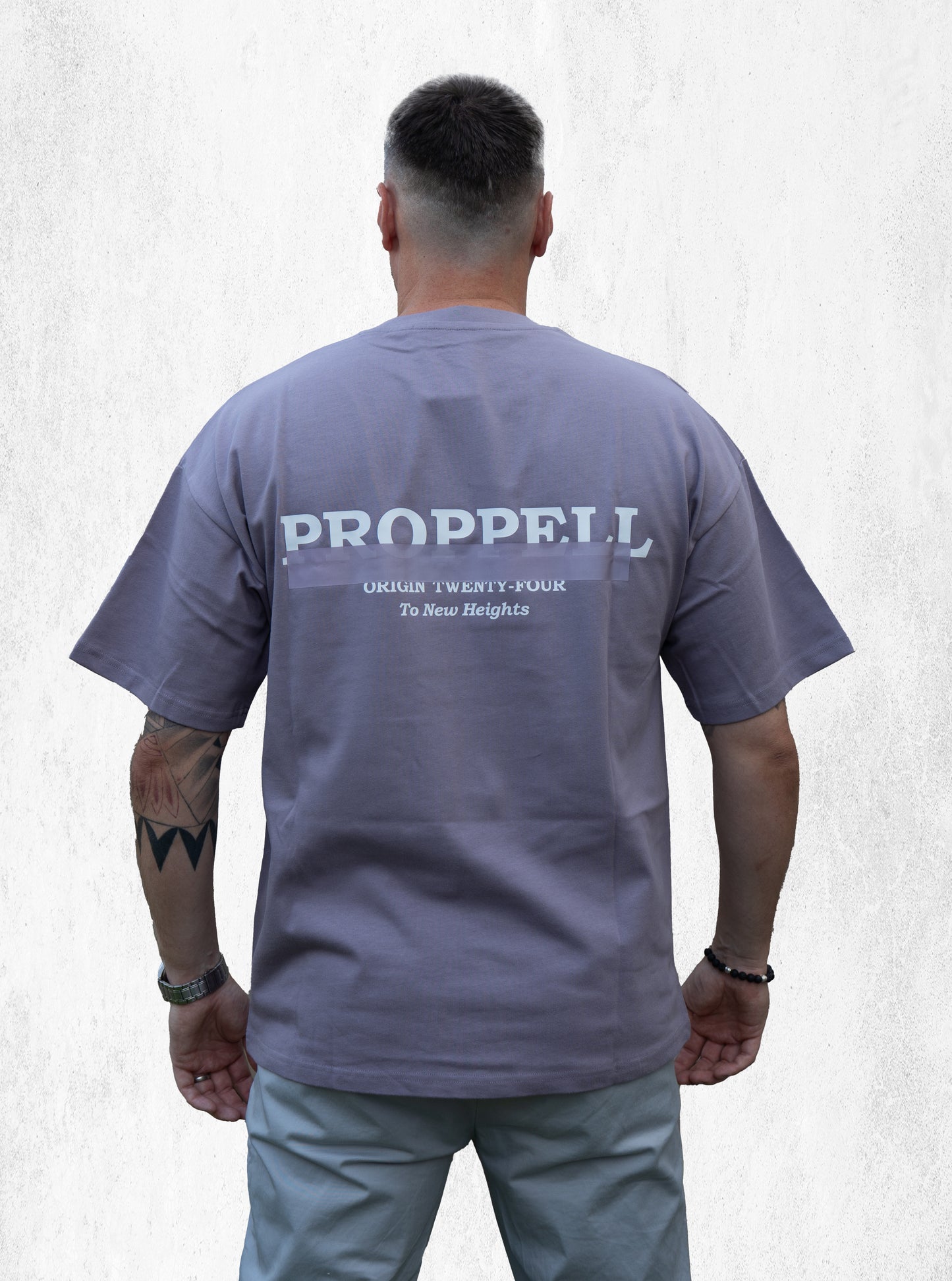 Oversized T-Shirt Signature 024 in Wild Purple