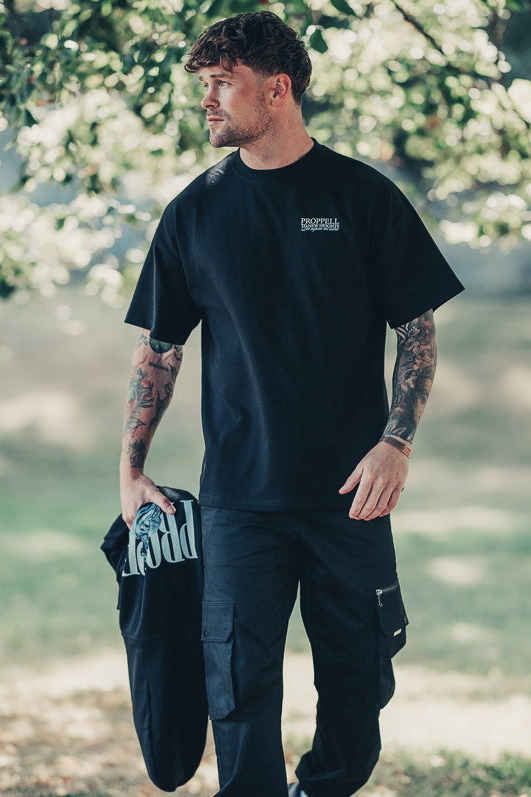 Cargo Cuffed Pants in Black