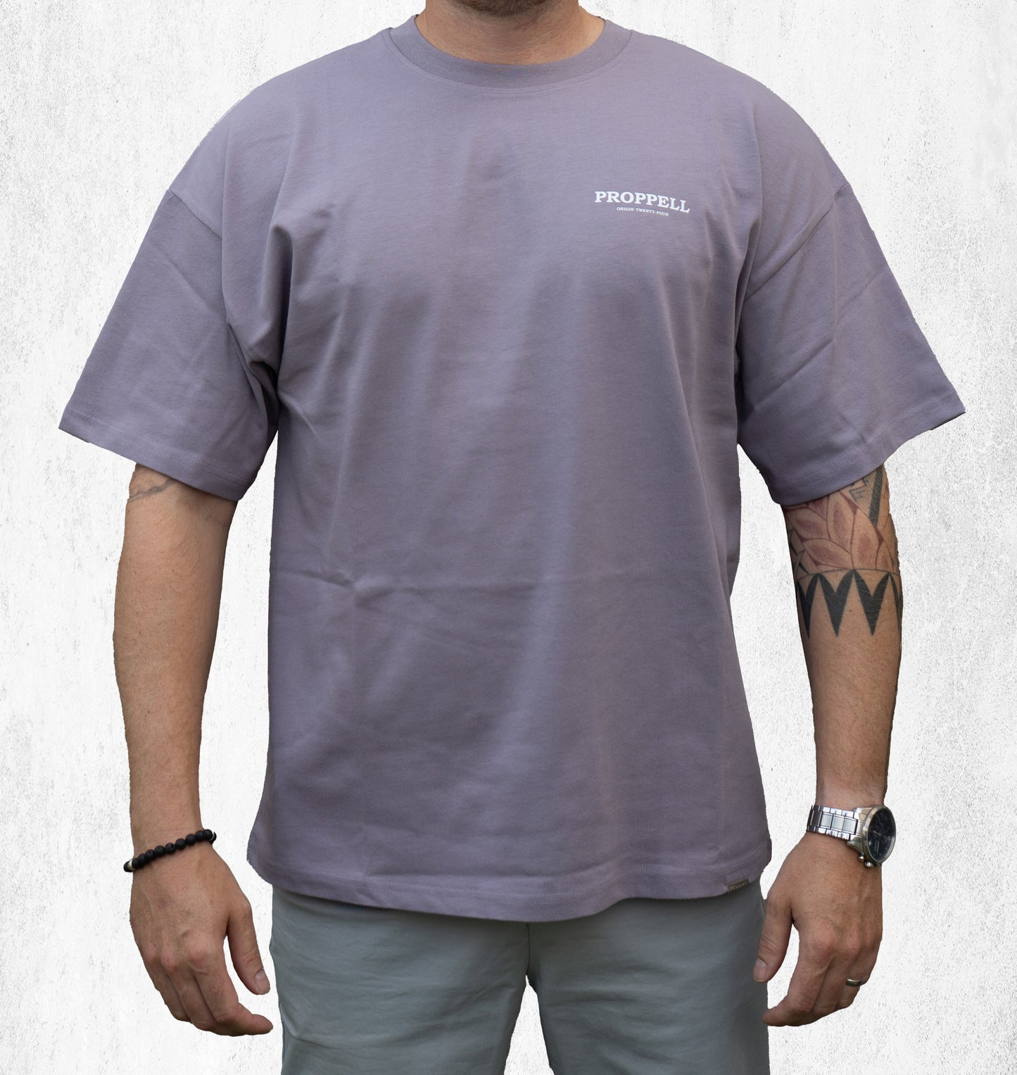 Oversized T-Shirt Signature 024 in Wild Purple